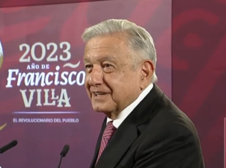 AMLO Desbiela Corcholatos